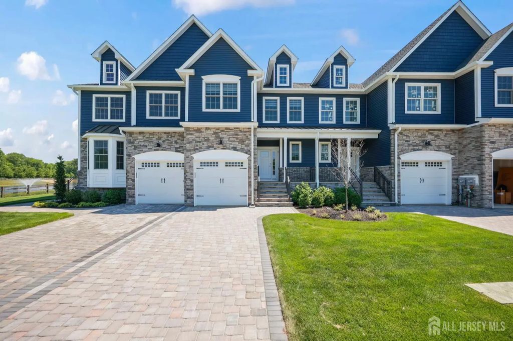 3 Valentino Drive, Old Bridge