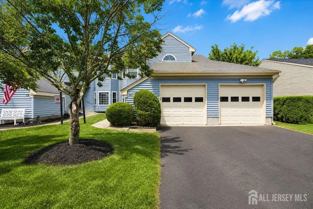 5 Scarborough Road, Monroe