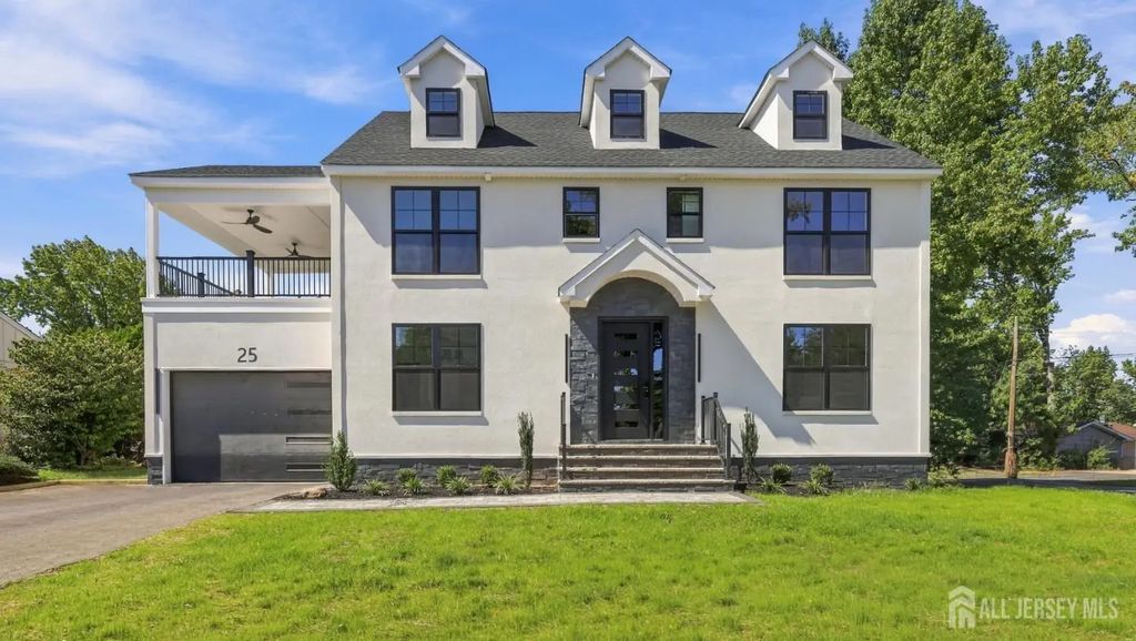 25 Lamar Avenue, Edison
