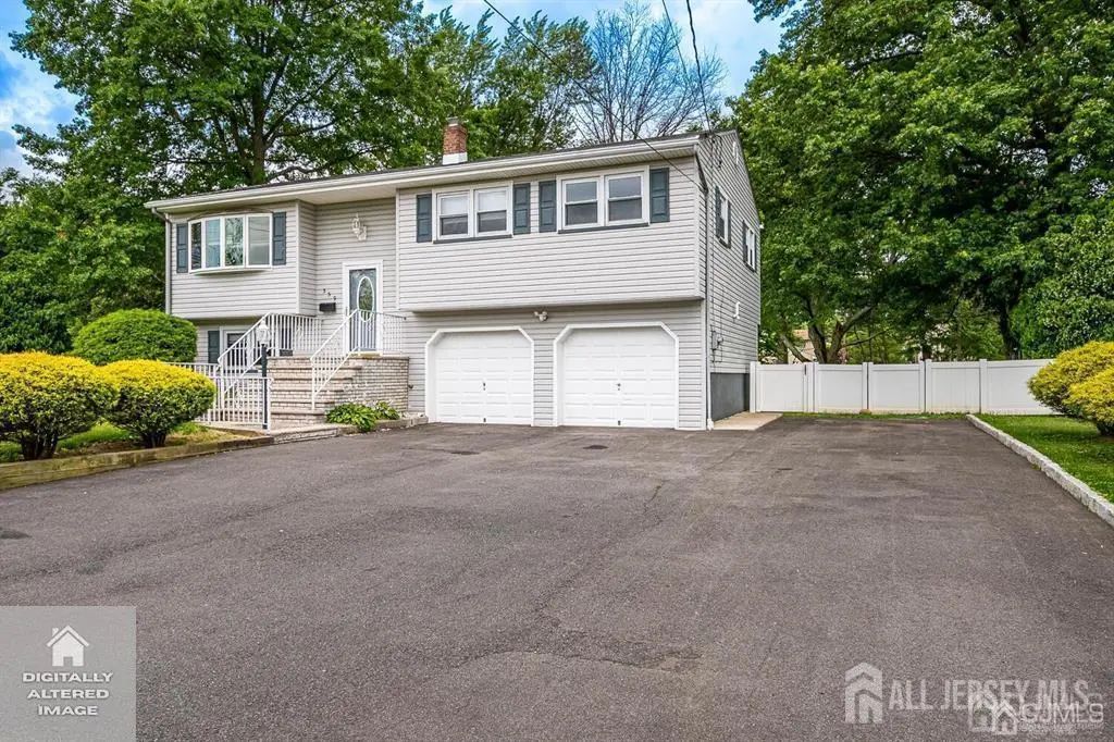 559 Wood Avenue, Edison