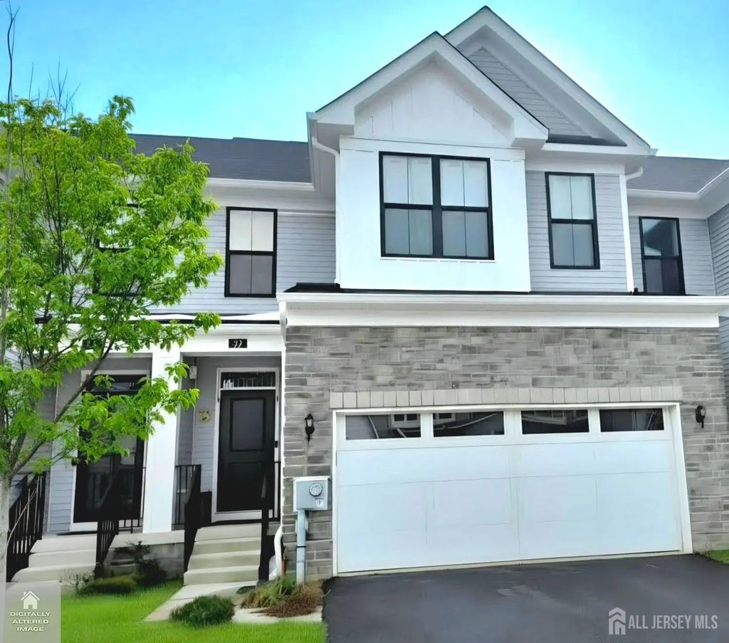 27 Wisteria Court, Monroe
