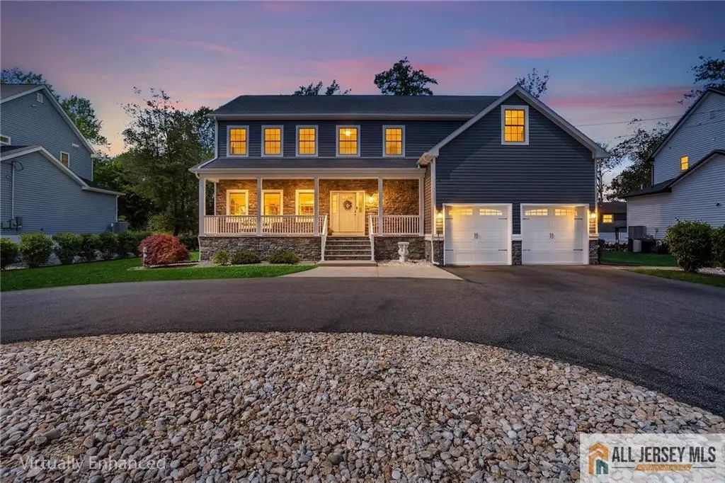 316 Mantoloking Road, Brick