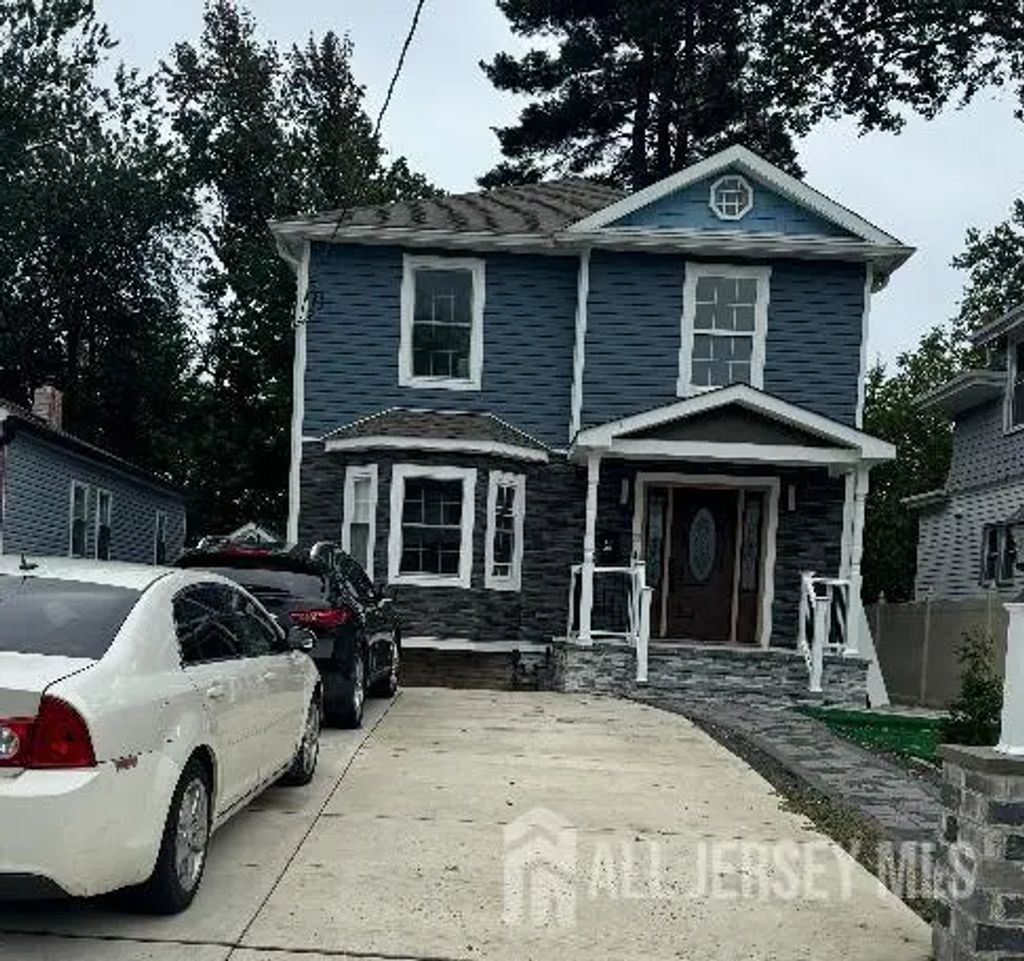 30 Linden Street, Fords