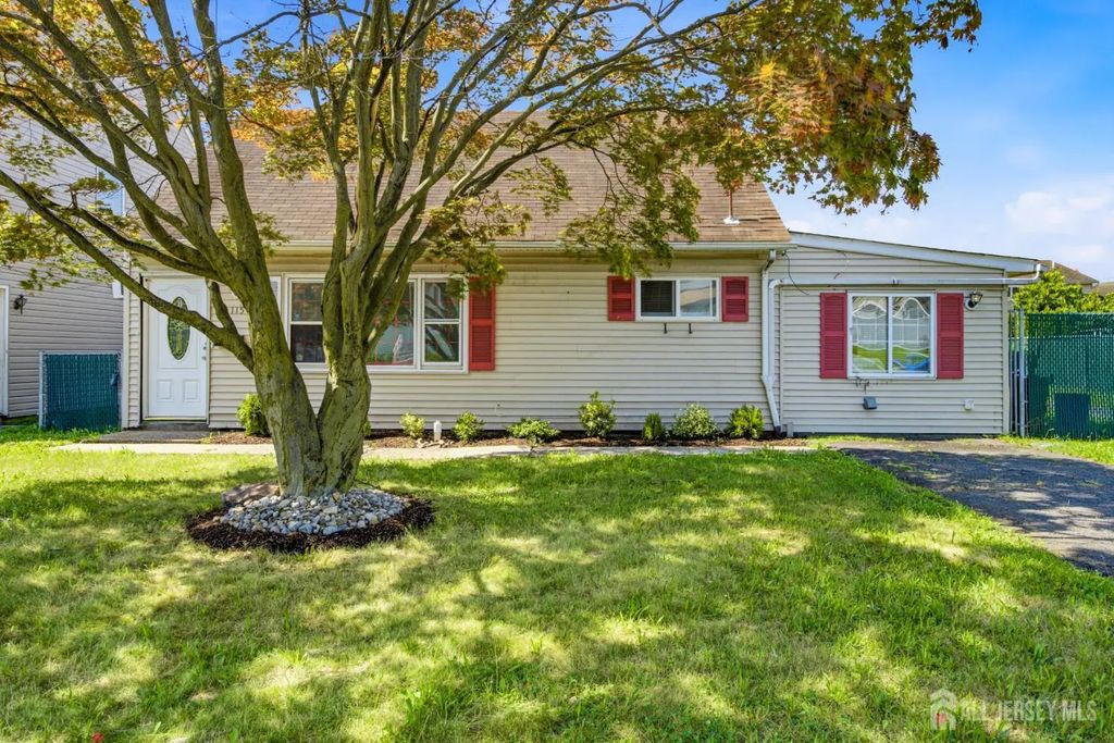 115 N Main Street N, Iselin