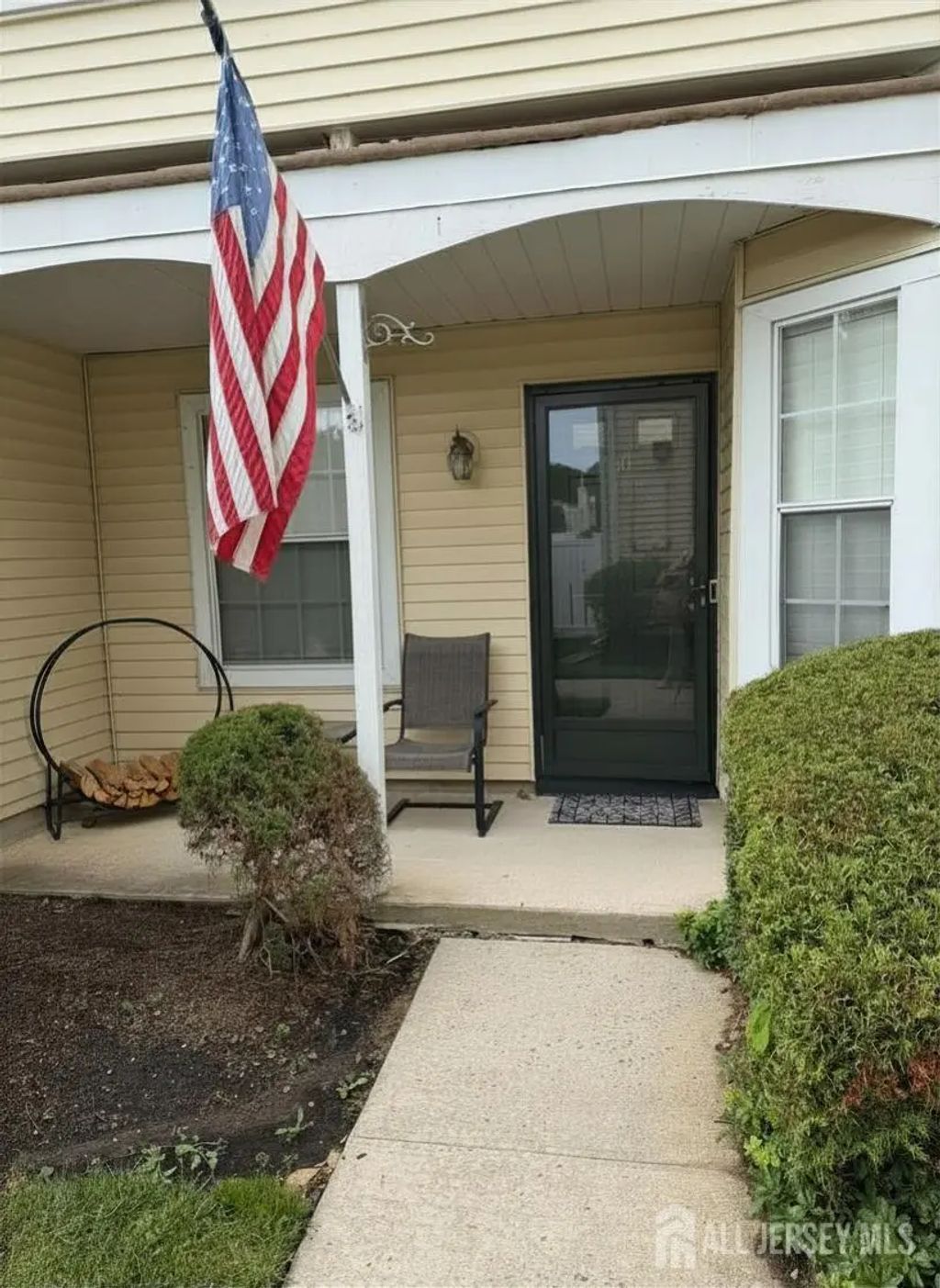 30 Mill Run, Hightstown