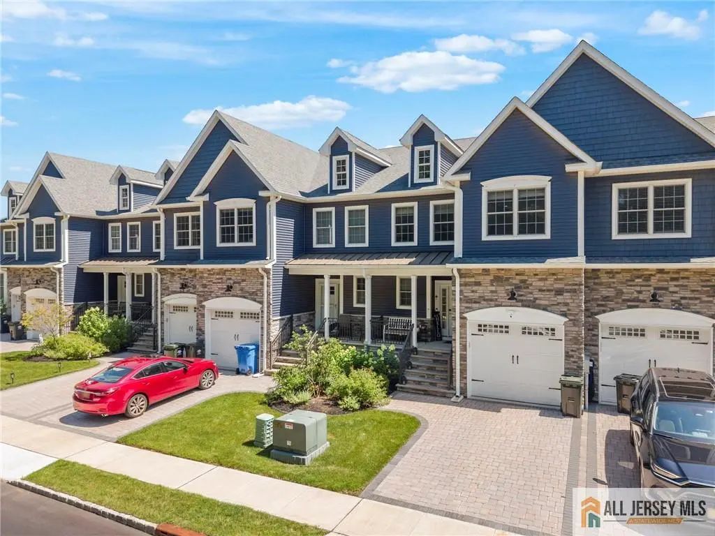 41 Valentino Drive, Old Bridge