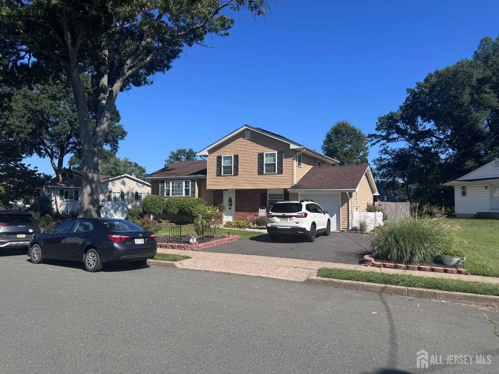 7 Verona Avenue, Hamilton
