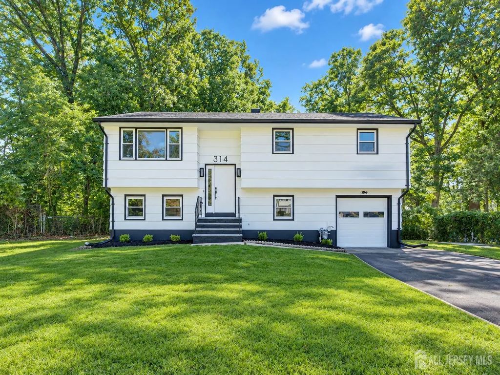 314 8th Street, Piscataway