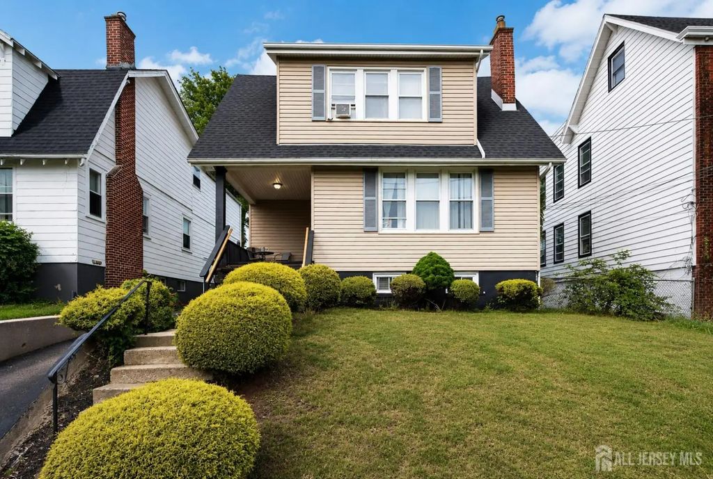 280 Nesbit Terrace, Irvington