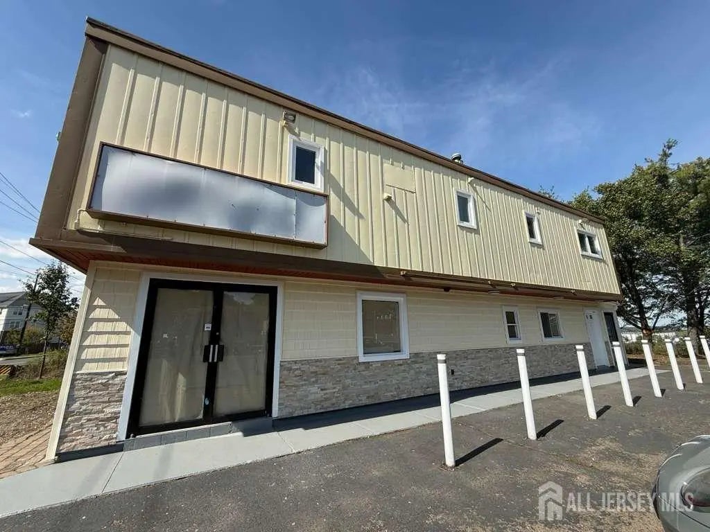 570 Old Bridge Turnpike 2, South River