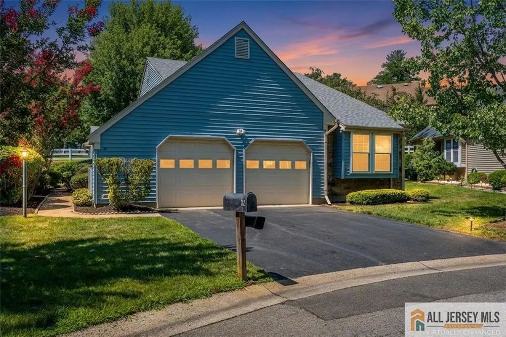 32 John Adams Court, Monroe