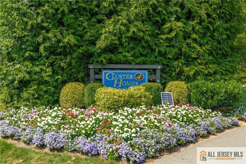 130 Winchester Way, Franklin