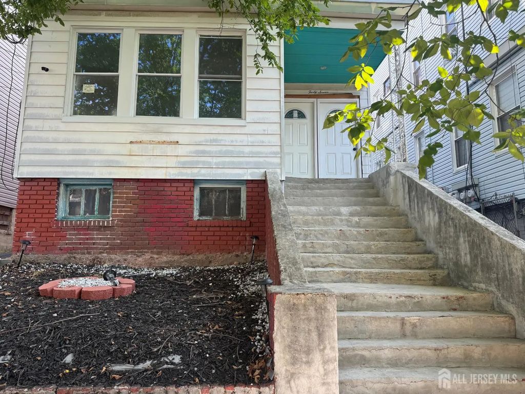 47 Rose Terrace, Newark