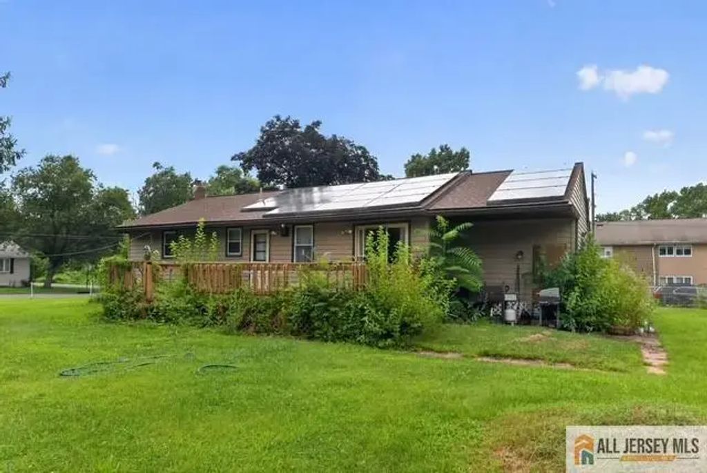 317 Gillette Avenue, Penns Grove