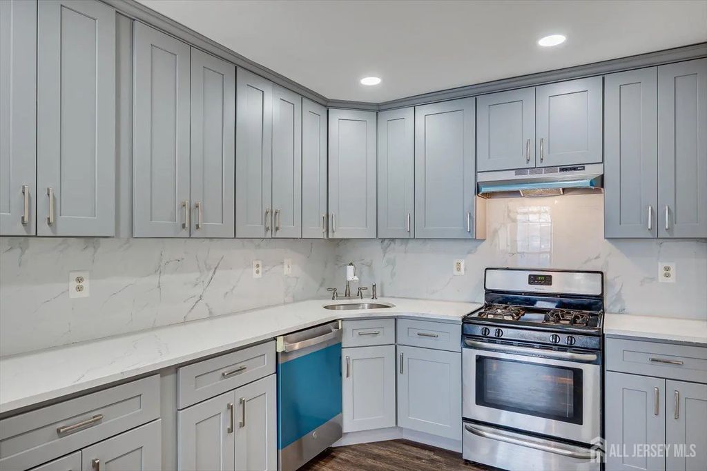 230 Kempsey Drive, North Brunswick