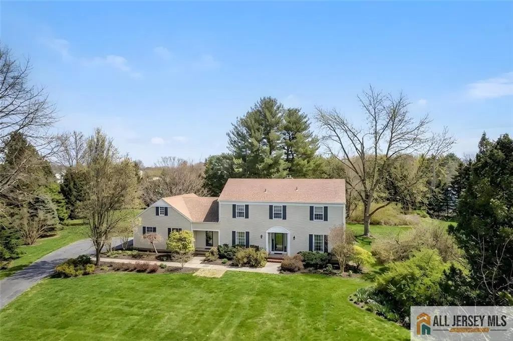 4 Hardley Drive, Cranbury