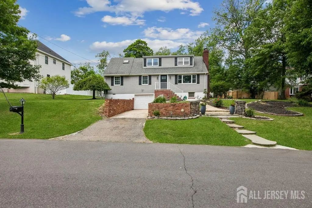 24 Jersey Avenue, Edison