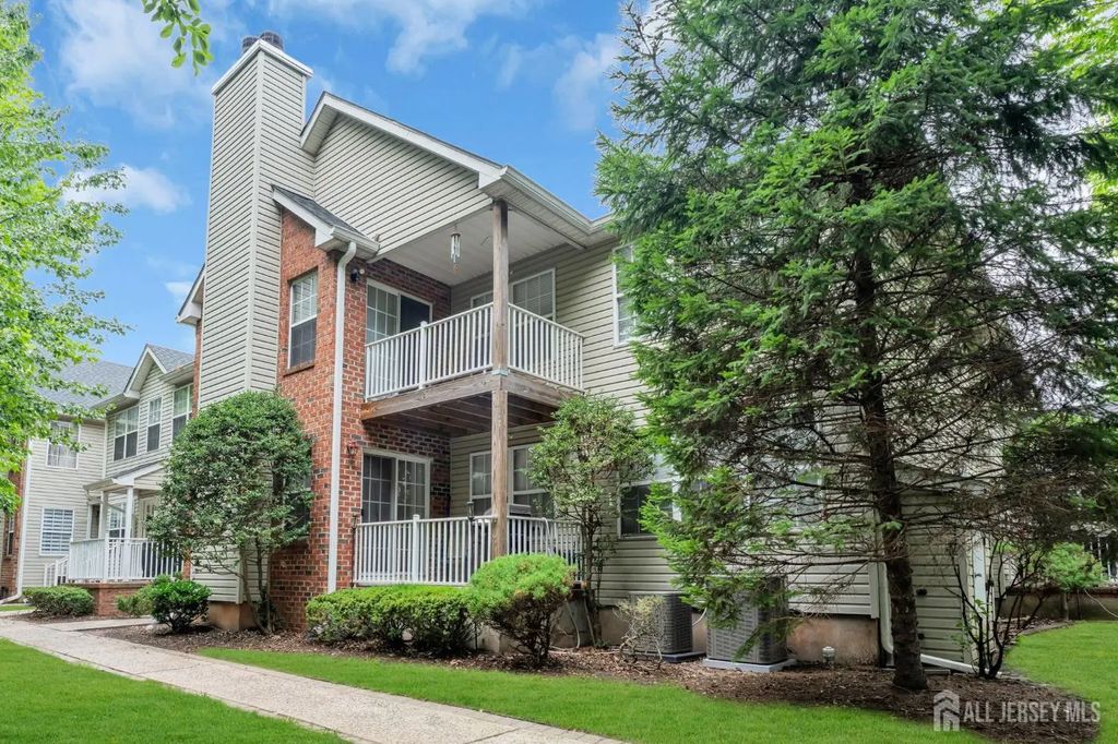 299 Vasser Drive, Piscataway