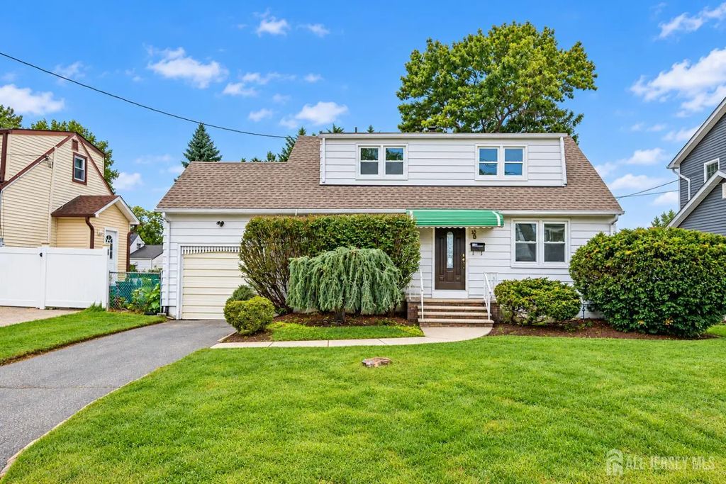 25 Ellwood Road, East Brunswick