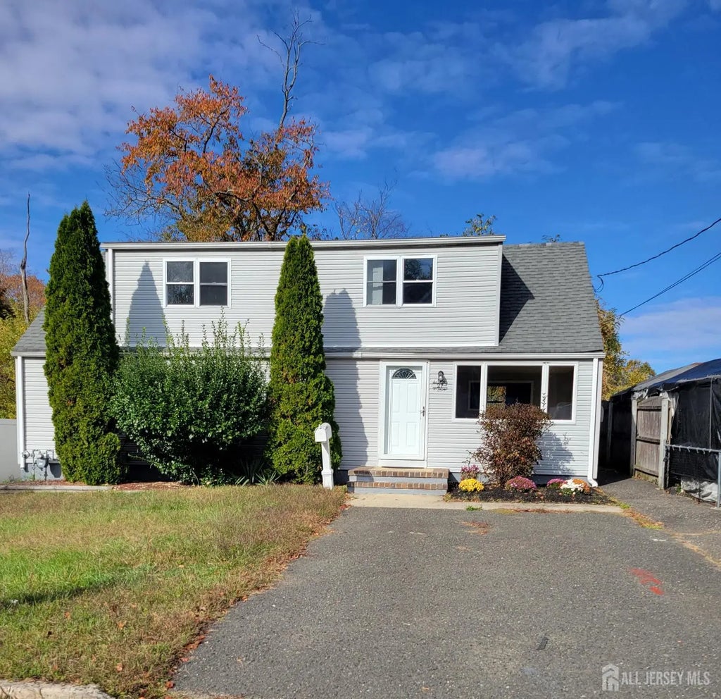 27 Marryott Street, Monroe