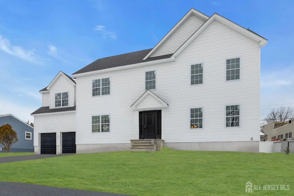1027 Mereline Avenue, Avenel