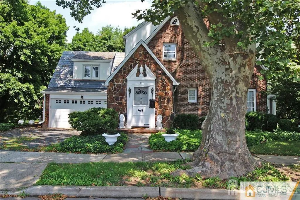 21 Elm Place, Milltown