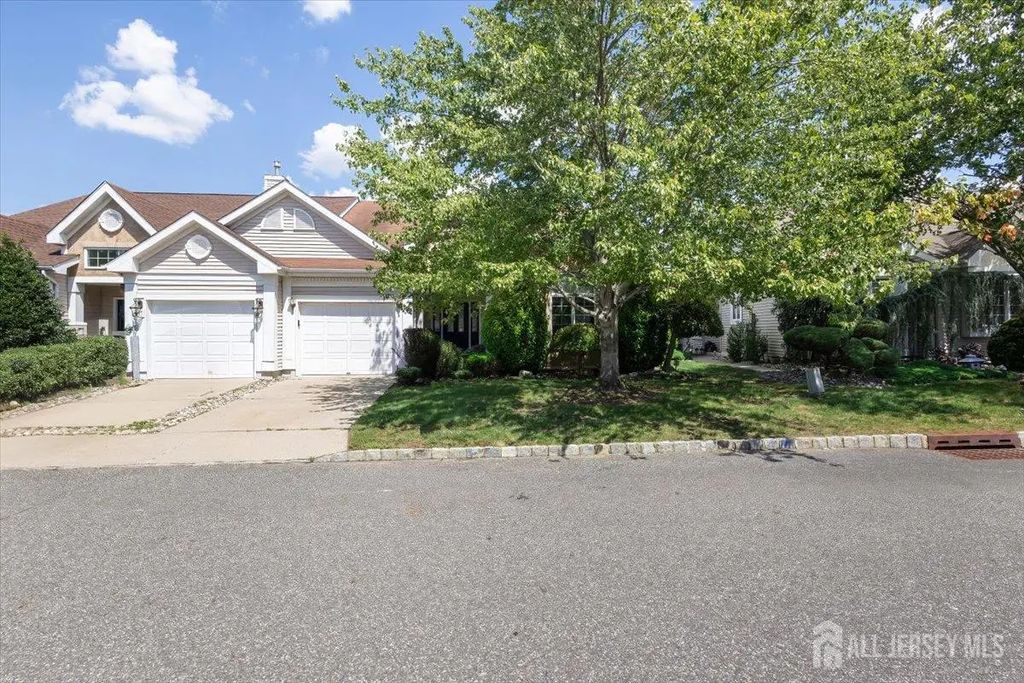 66 Harwood Road, Monroe