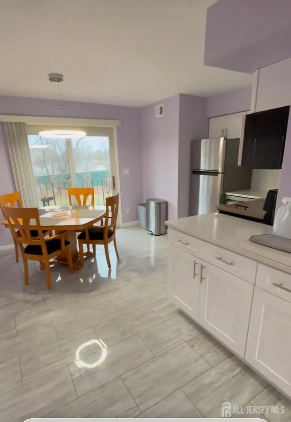 199 Evergreen Road, Edison