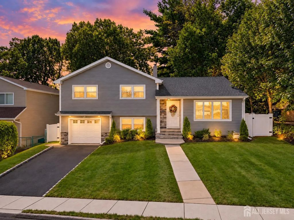 35 Bender Drive, Clifton