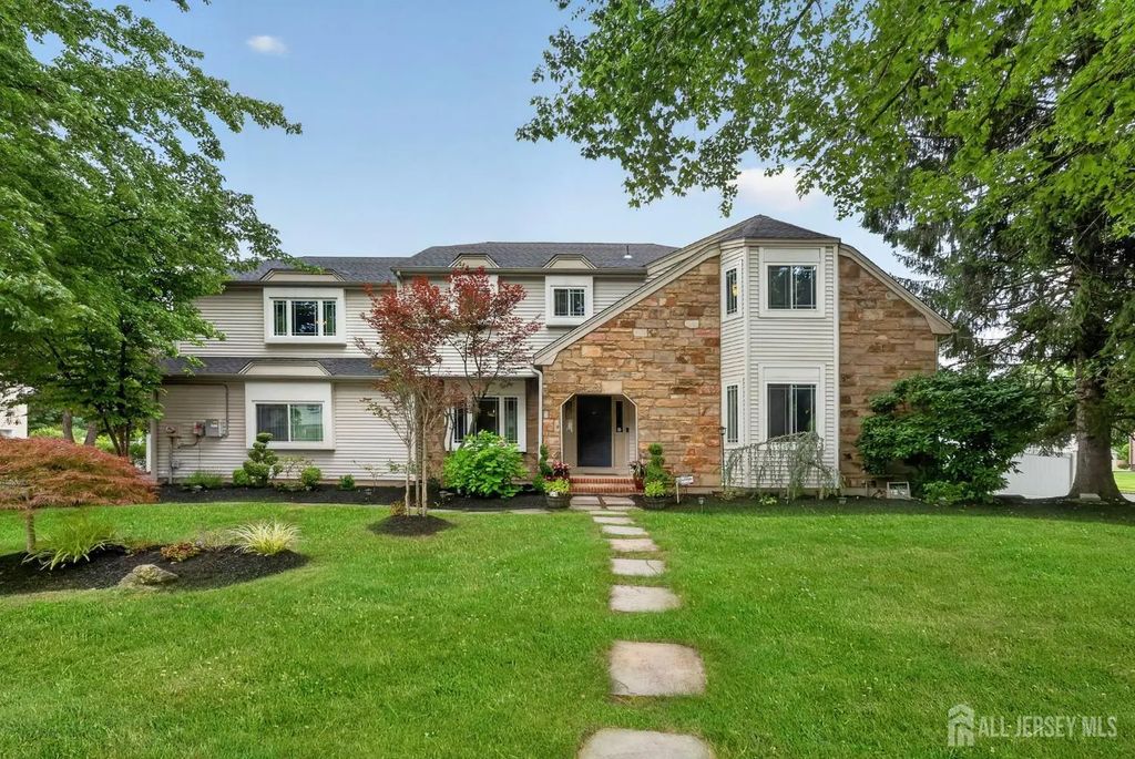 14 Schindler Drive, Old Bridge