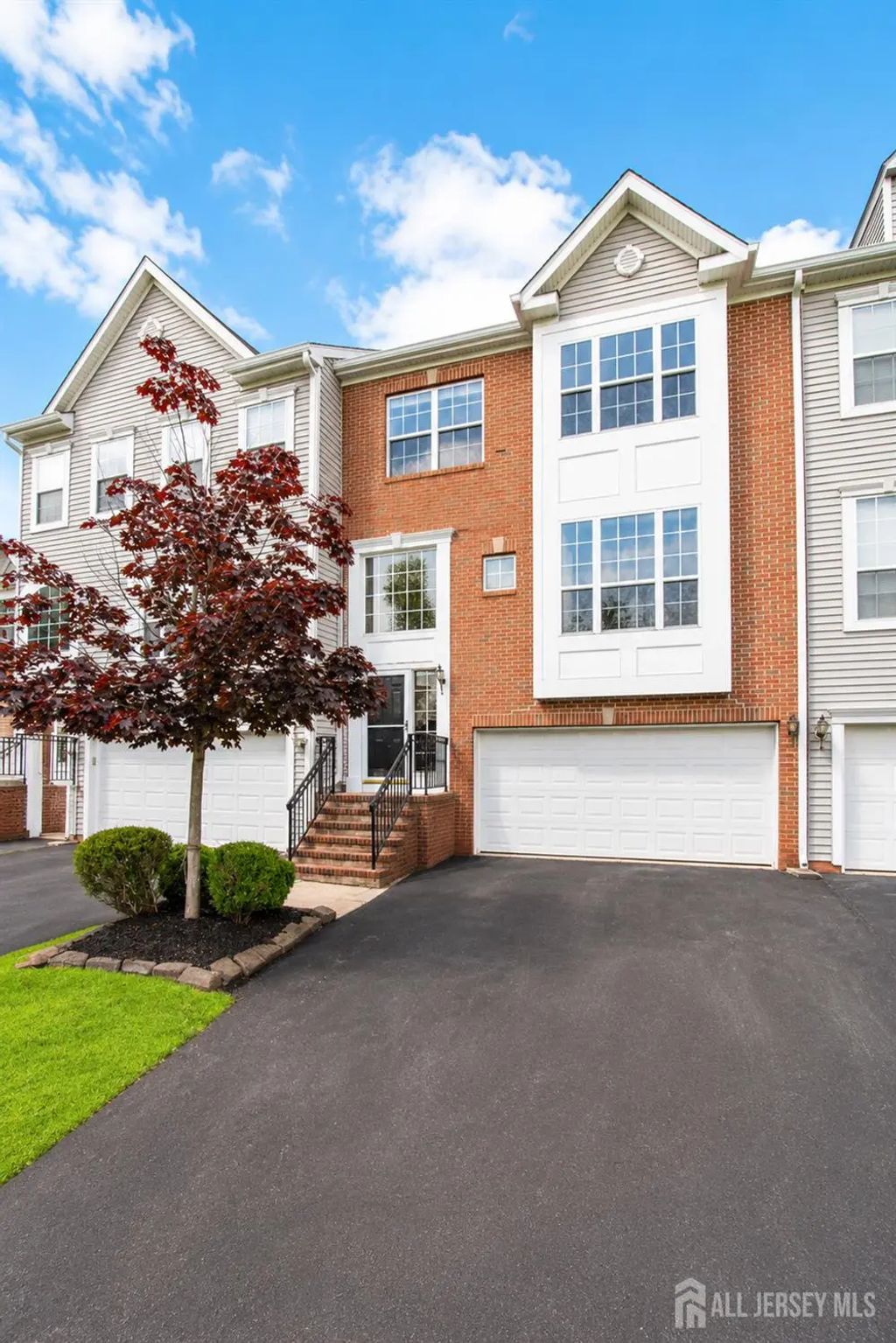 350 Bernard Drive, Morganville