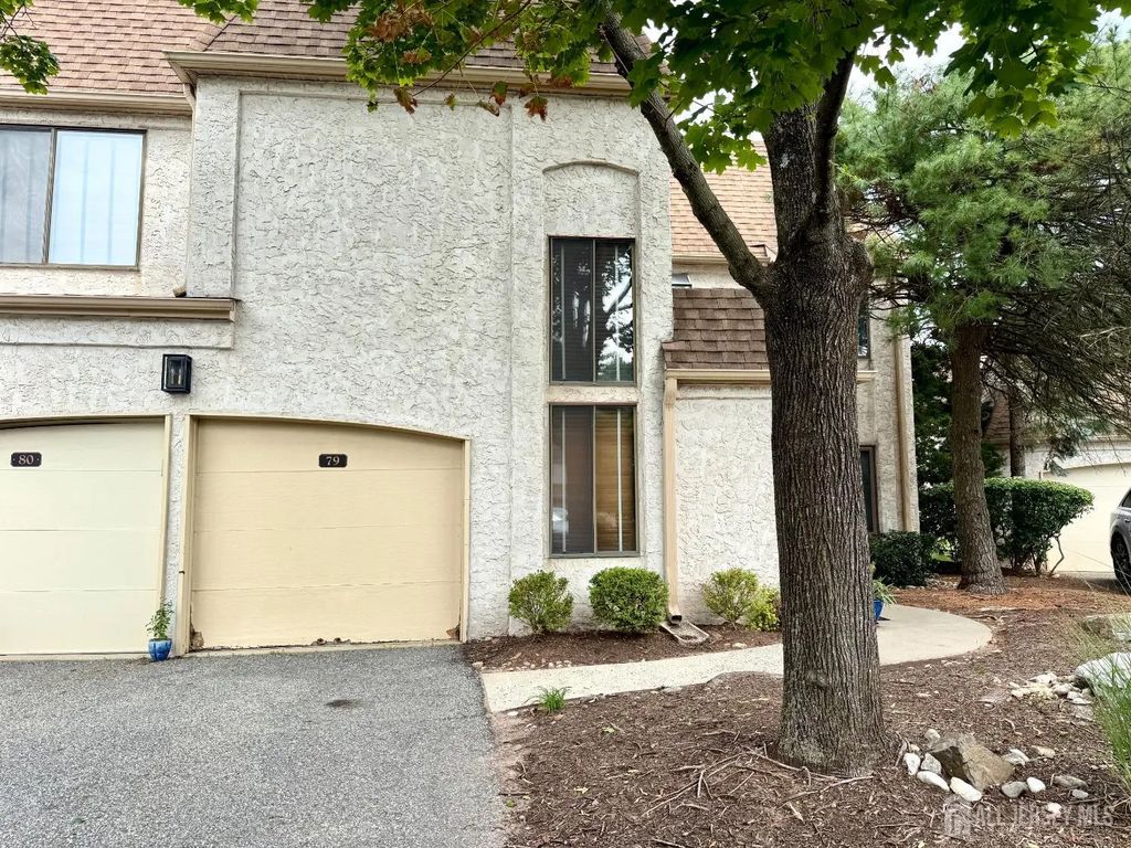 79 Park Gate Drive, Edison