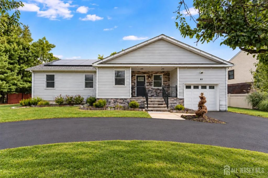 83 Sagamore Avenue, Edison