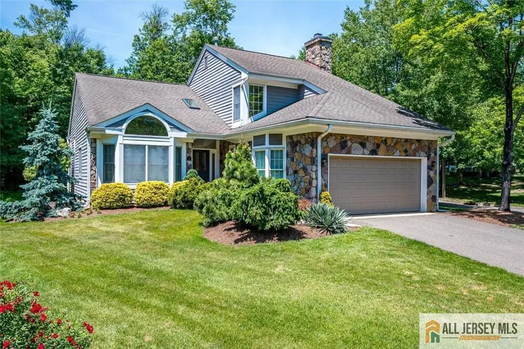 2 Mimosa Court, South Brunswick