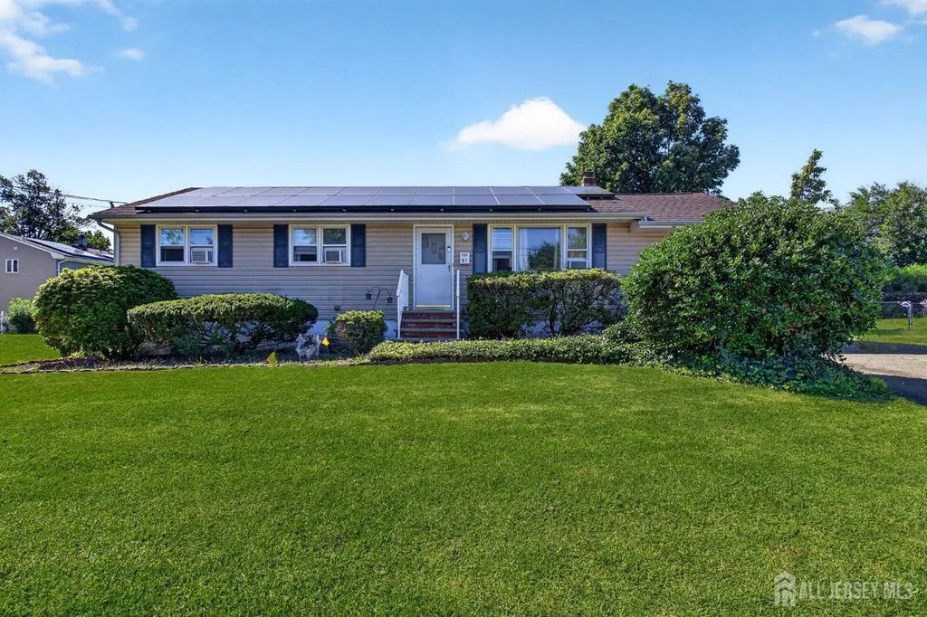 51 Woodrow Avenue, Piscataway