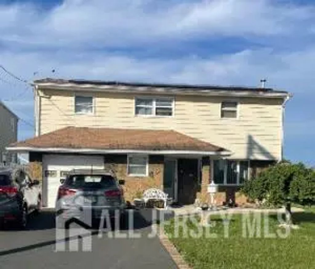 808 Shannon Avenue, Perth Amboy