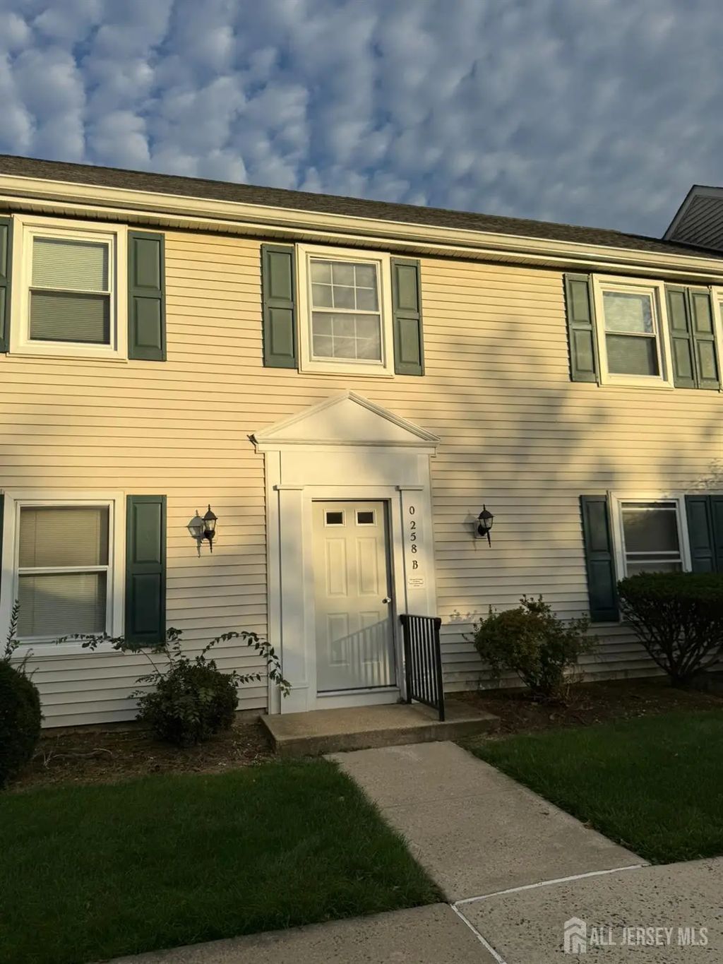 258 Old Nassau Road, Monroe