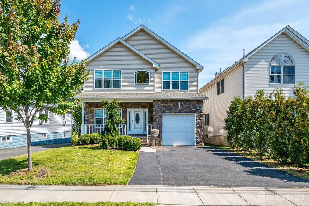 54 Hillcrest Avenue, Iselin