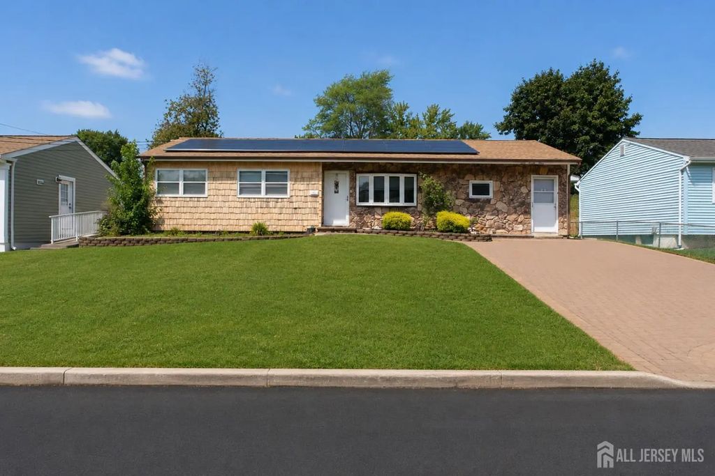 199 Princeton Road, Parlin