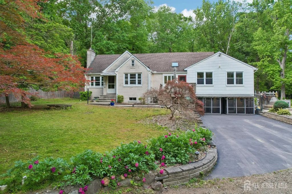 37-39 Davidson Mill Road, South Brunswick