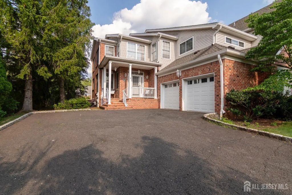 5 Newell Street, Hillsborough