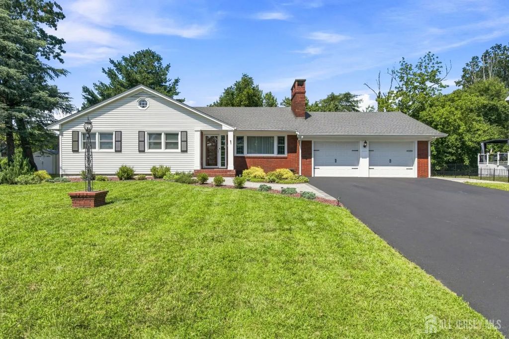 1 Frank Avenue, Sayreville