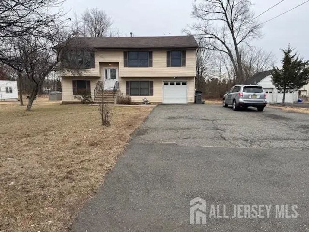 173 Metlars Lane, Piscataway