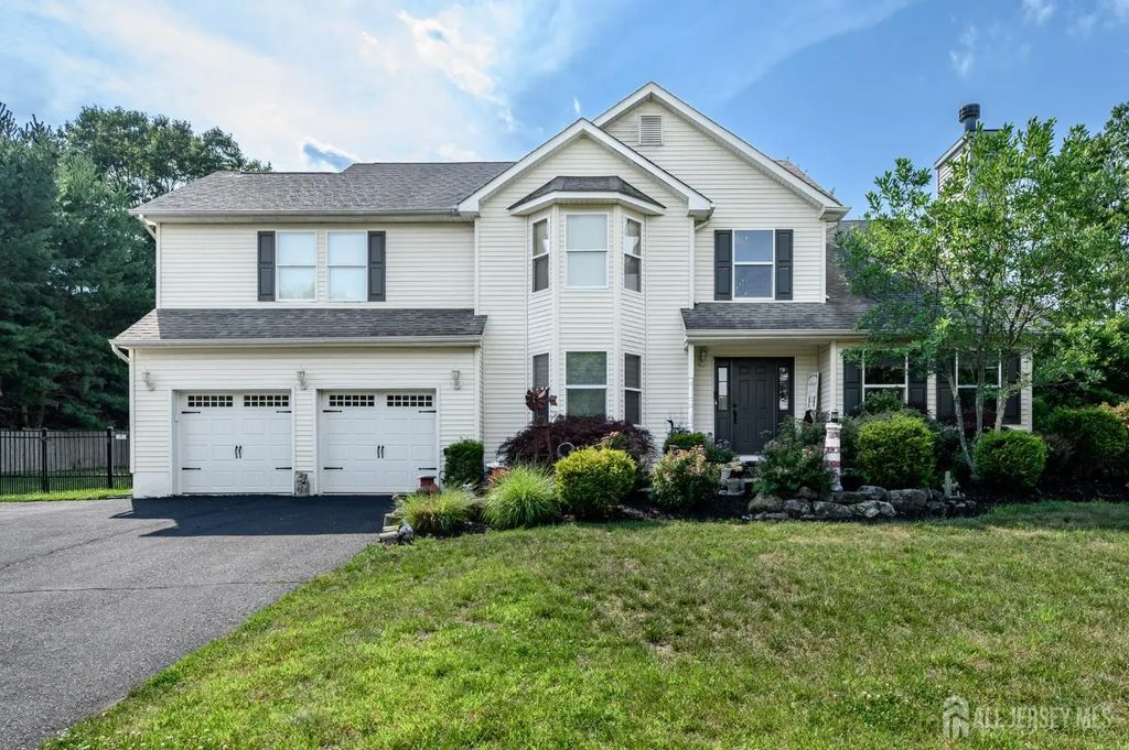 9 Country Road, Jackson