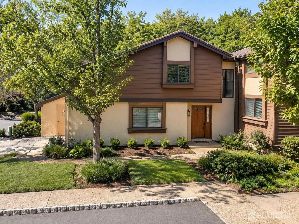251 Sayre Drive, Plainsboro