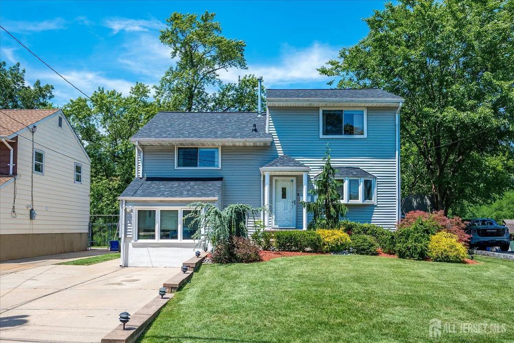 221 N Hill Road, Colonia
