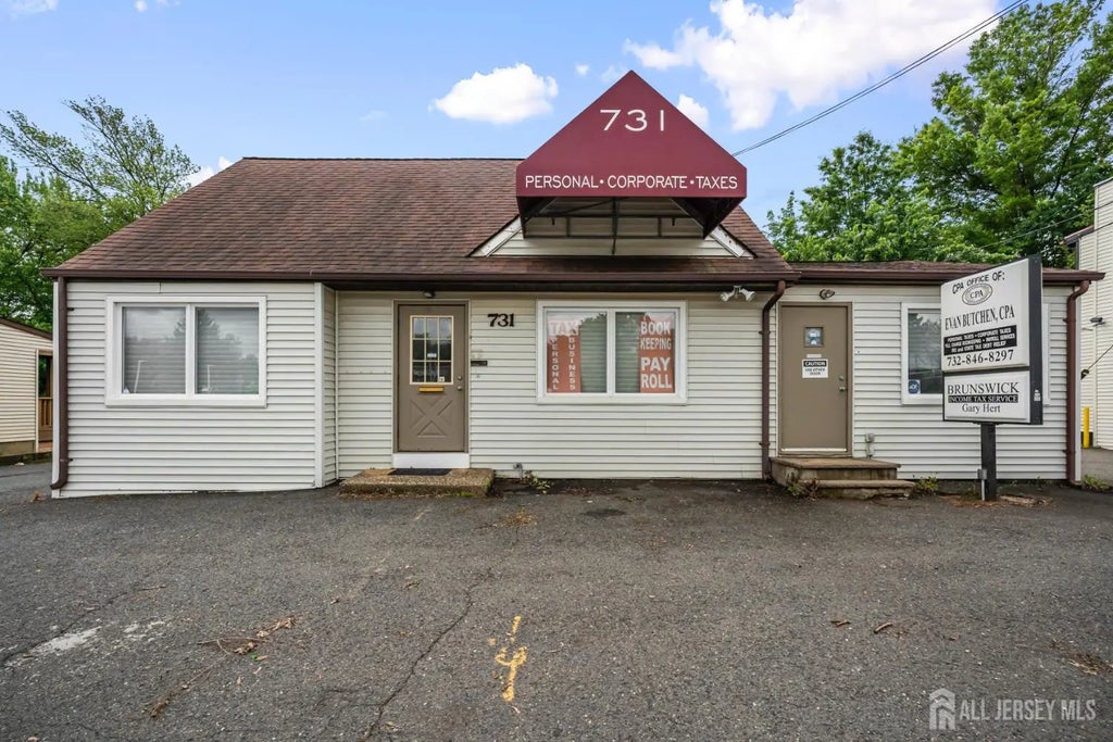 731 State Route 18 1, East Brunswick