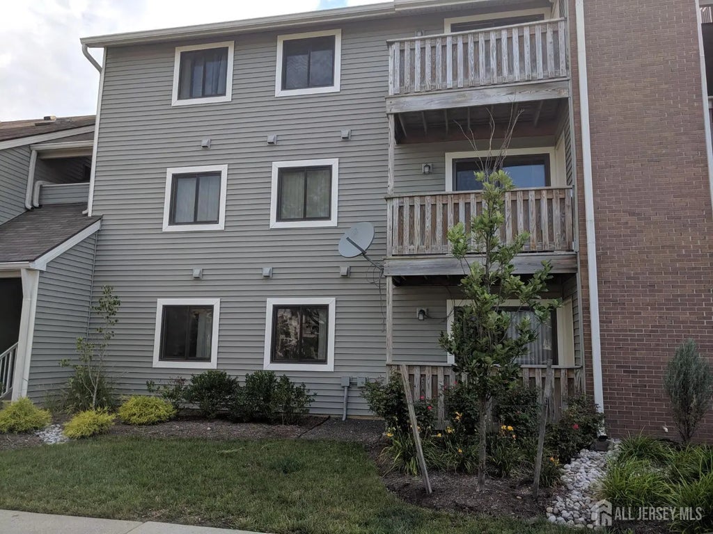 4805 Ravens Crest Drive, Plainsboro