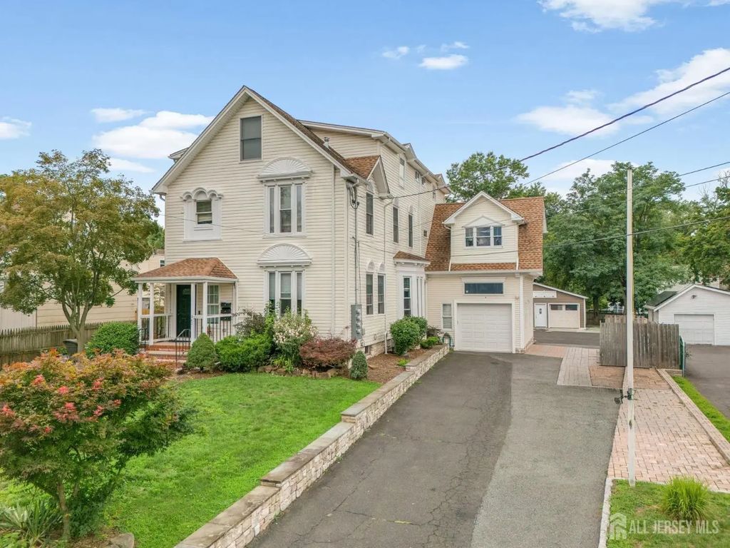 262 Prospect Avenue, Dunellen