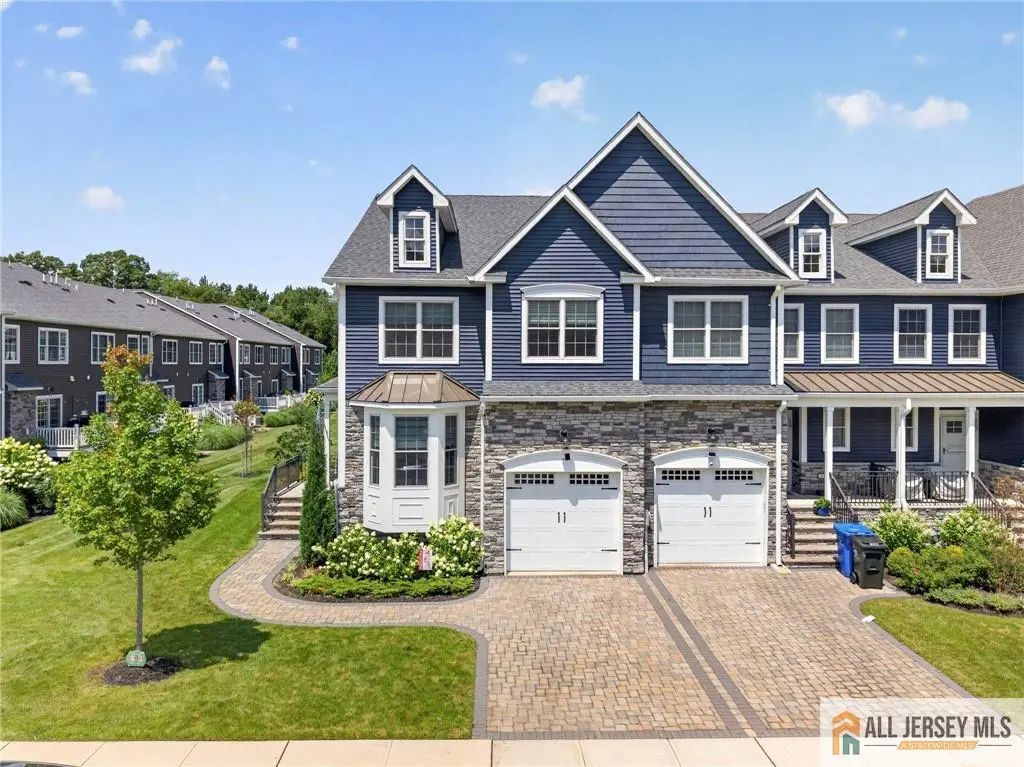 105 Valentino Drive, Old Bridge
